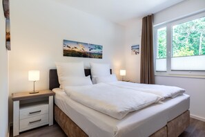 2 chambres, fer et planche à repasser, Wi-Fi gratuit, draps fournis