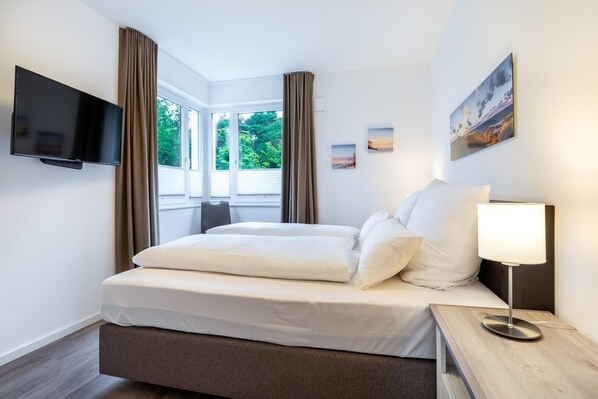 2 makuuhuonetta, silitysrauta/-lauta, ilmainen Wi-Fi, vuodevaatteet