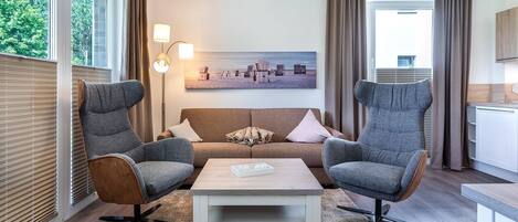 TV, DVD-spiller og stereoanlegg