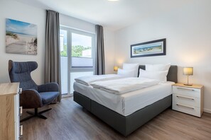 1 bedroom, iron/ironing board, free WiFi, bed sheets