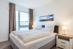 1 bedroom, iron/ironing board, free WiFi, bed sheets - Lichtdurchflutetes Familienapartment mit Tollem Balkon und nur 200 m zum Strand (Ostseebad Boltenhagen)