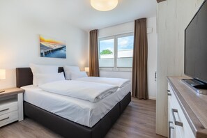 2 chambres, fer et planche à repasser, Wi-Fi gratuit, draps fournis