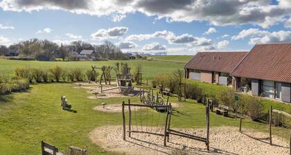 Strandnahe, Hübsche Wohnung mit Sauna und Balkon mit Blick zum Nordseedeich