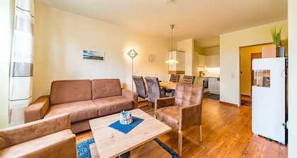 Hundefreundliche, ruhige Ferienwohnung mit Balkon in Deichlage an der Nordsee