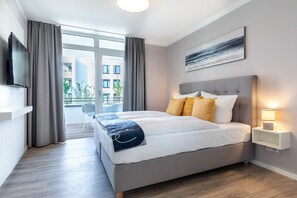 1 bedroom, free WiFi - Stylish apartment with loggia & in-house SPA - only 300 meters to the beach! (Ostseeküste Travemünde)