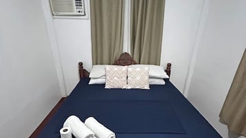 Chambre Simple | Literie de qualité supérieure, bureau