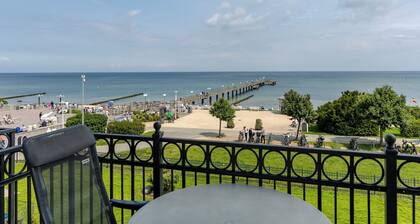 Ostsee-ferienapartment mit Balkon und Direktem Meerblick in Erstklassiger Lage!