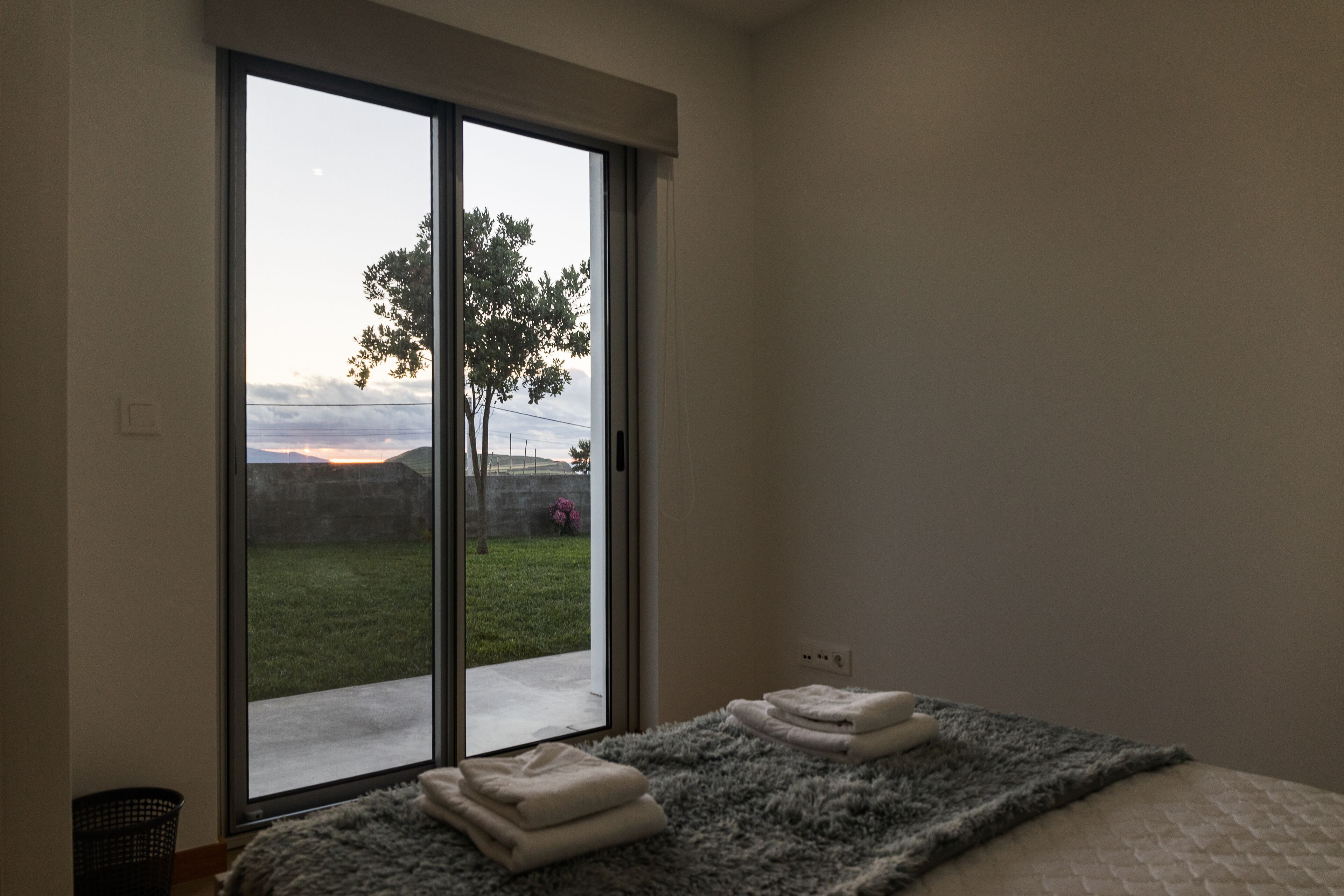 2 bedrooms, iron/ironing board, travel cot, free WiFi