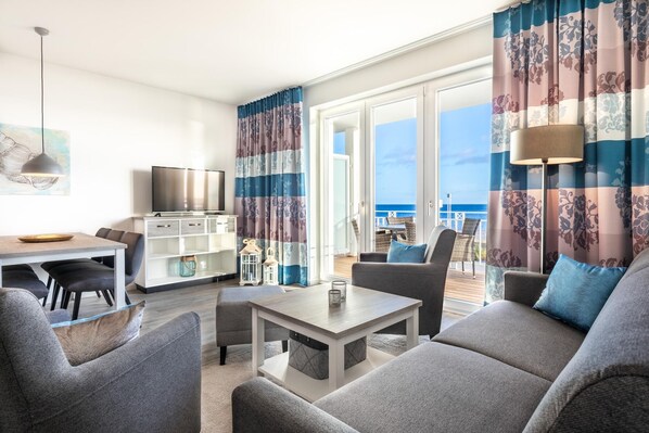 TV - Ferienwohnung mit Einzigartigem Panoramablick auf das Meer und den Ostseestrand (Ostseeheilbad Großenbrode)