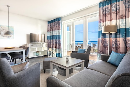 Ferienwohnung mit Einzigartigem Panoramablick auf das Meer und den Ostseestrand