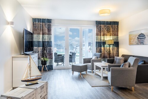 Penthouse auf 107 qm über zwei Etagen mit 2 Balkonen, Strandkorb und zwei Bädern