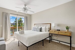 3 bedrooms, desk, iron/ironing board, WiFi