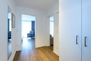 Interior - Tolles 3-zimmer Ferienapartment in Ruhiger Lage mit Zwei Balkonen in Strandnähe (Norseeheilbad Bensersiel)