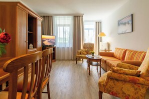 TV, DVD player, stereo