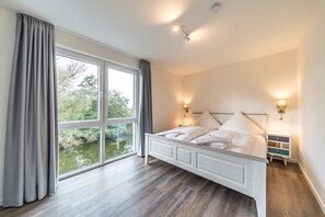 3 chambres, fer et planche à repasser, Wi-Fi gratuit