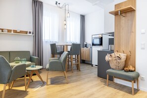 Télévision, chaîne hi-fi