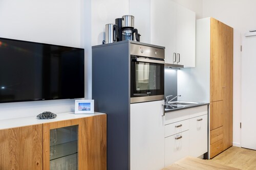 Modernes 1-zimmer-apartment in Zentraler Hafen-location in der Hansestadt Wismar