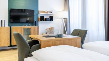 Free WiFi, bed sheets