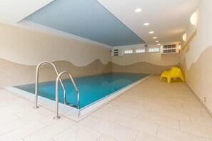 Indoor pool, a heated pool - Wunderschöne Ferienwohnung mit Balkon zur Ostsee - Saunabereich im Haus Inklusiv (Ostseebad Kühlungsborn)