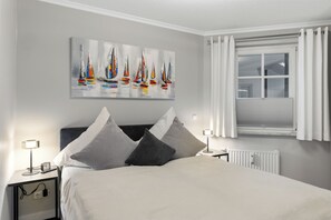 2 Schlafzimmer, Bügeleisen/Bügelbrett, kostenloses WLAN