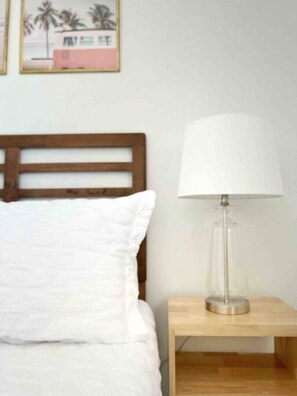 1 chambre, bureau, fer et planche à repasser, Wi-Fi gratuit