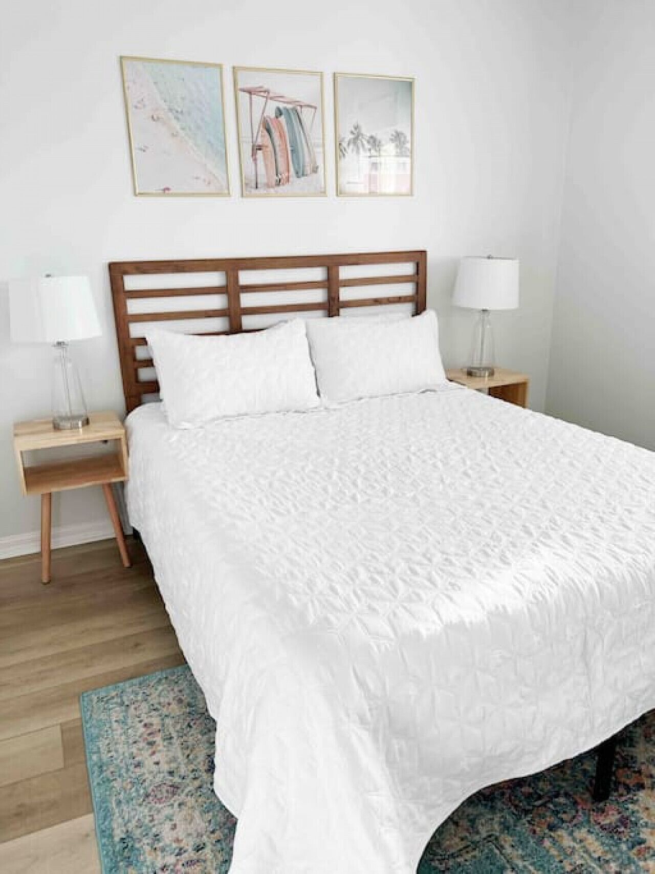 2 soverom, skrivebord, strykejern/-brett og wi-fi (inkludert)