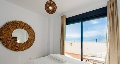 Lotus 2401 - Beautiful apartment pool & sea view