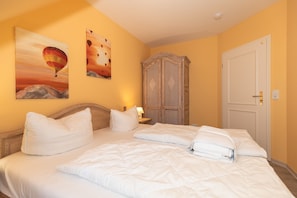 2 Schlafzimmer, Bügeleisen/Bügelbrett, kostenloses WLAN