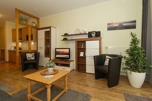 Télévision, chaîne hi-fi