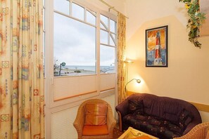 Fernseher, Stereoanlage