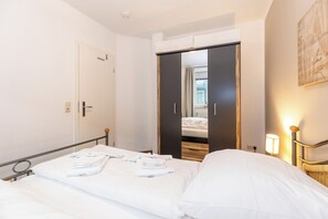 1 chambre, fer et planche à repasser, Wi-Fi gratuit