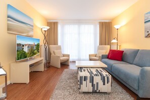 TV, DVD player, books, stereo