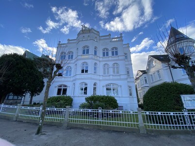 Apartment 4 Königsstuhl - 5 stars *****, own beach chair