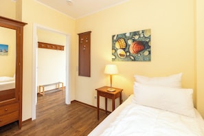2 habitaciones, tabla de planchar con plancha y wifi gratis 