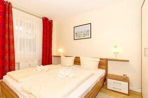 1 chambre, fer et planche à repasser, Wi-Fi gratuit