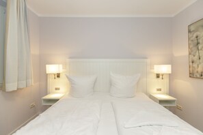 1 bedroom, iron/ironing board, free WiFi