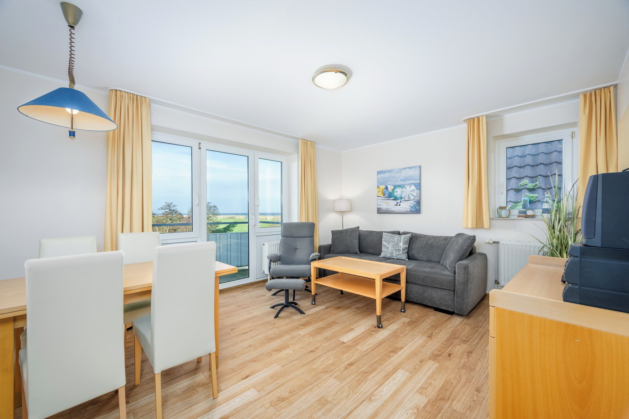 Télévision, chaîne hi-fi