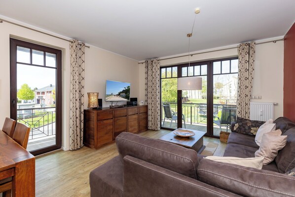 TV, DVD player, stereo