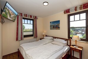 2 Schlafzimmer, Bügeleisen/Bügelbrett, kostenloses WLAN