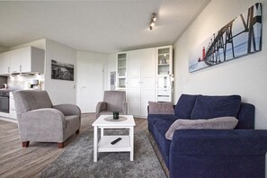 Tv, dvd-afspiller, stereoanlæg