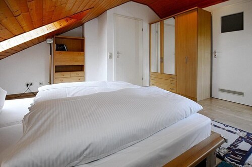 Familienfreundliches Ferienhaus mit Süd-Terrasse und Kaminofen in Strandnähe