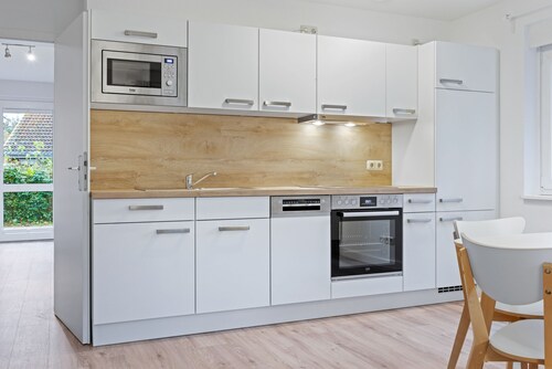 Familien- und hundefreundliches Ferienhaus mit Terrasse, Kamin und zwei Bädern