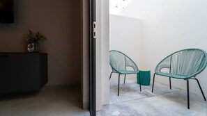 Classic Apartment | Terrace/patio