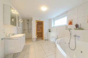 Douche, séchoir à cheveux