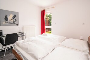 2 chambres, fer et planche à repasser, Wi-Fi gratuit
