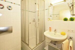 Hair dryer - Ferienwohnung in Toller Lage mit Sonniger Terrasse und Direktem Strandzugang (Heringsdorf)