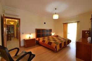 4 Schlafzimmer, kostenloses WLAN