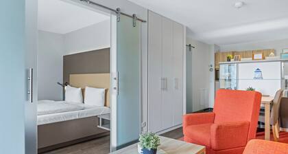 Ruhige, Schöne Wohnung in Strandnähe mit Sauna und Balkon mit Blick ins Grüne