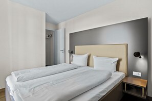 2 chambres, fer et planche à repasser, lit parapluie, Wi-Fi gratuit
