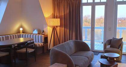 Stilvolle und großzügige Penthouse-Ferienwohnung mit Sauna und Nordseeblick